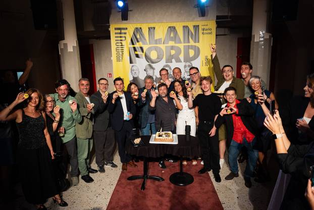 FOTO Pogledajte tko je sve stigao na premijeru predstave Alan Ford u Kerempuhu