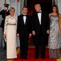 Prve dame: Melania u Chanelu, a Brigitte Macron u Vuittonu...