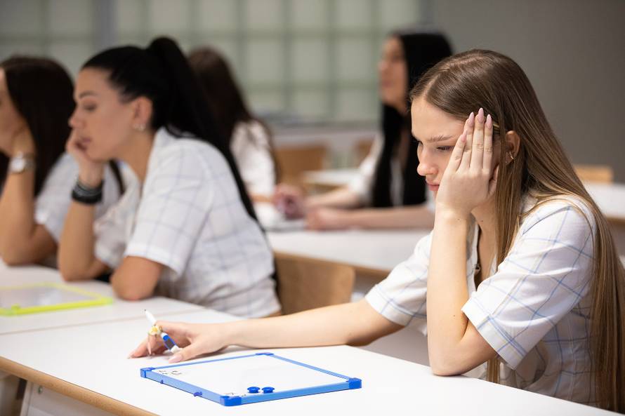 Pale na testu Savršenog: Kod zaljubljenih se uskladi rad... Srca? Jetara? Olivera: Usana!