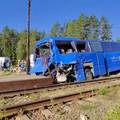 Sudarili se autobus i vlak u Rusiji: Jedan čovjek poginuo