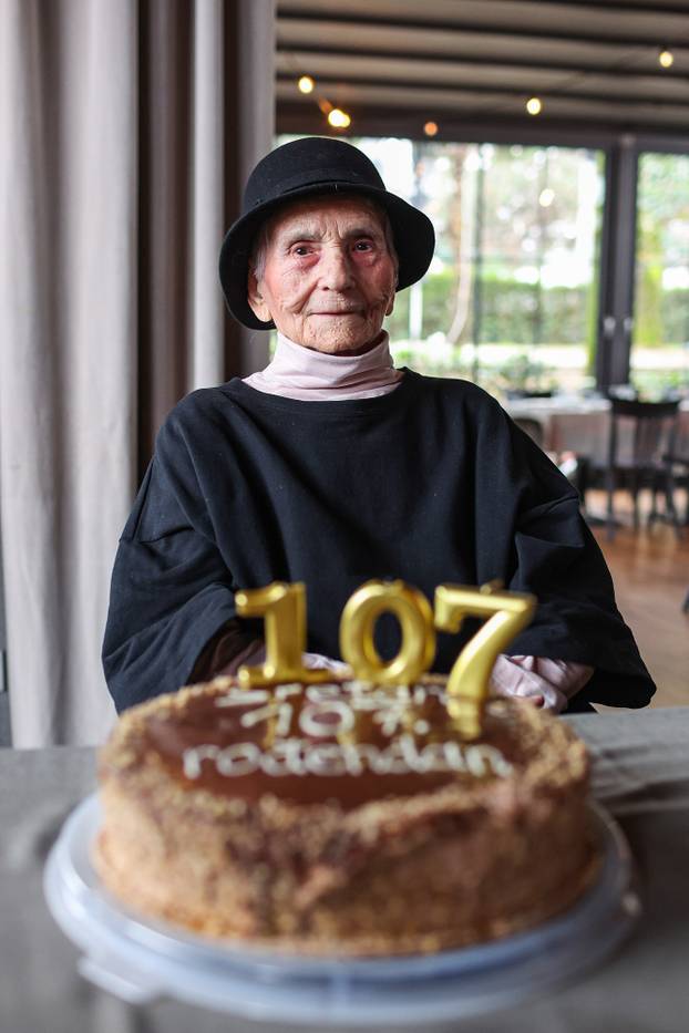 24SATA Proslava 107. rođendana Ivke Brčić, najstarije Zagrepčanke