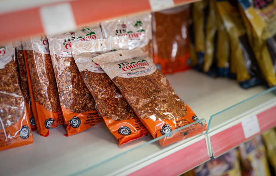 Zagreb: Novootvorena nepalska trgovina Kathmandu mart
