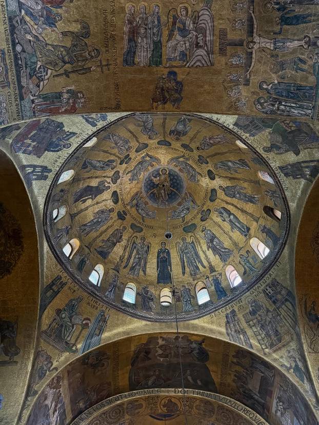 FOTO Možda ste ju sreli... Bujna influencerica posjetila Jadran: 'Ja sam u Hrvatskoj, a vi niste'