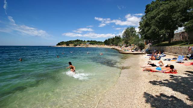 Htio opljačkati Austrijanca na plaži, spriječili ga drugi turisti