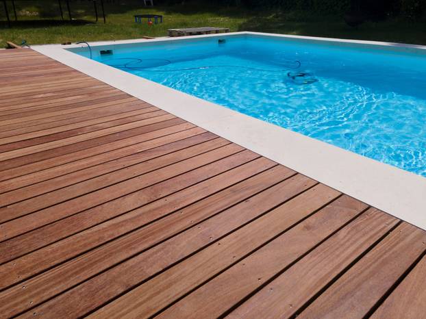 Aerial,Drone,Flight,Over,Beautiful,Green,Garden,With,Pool,And