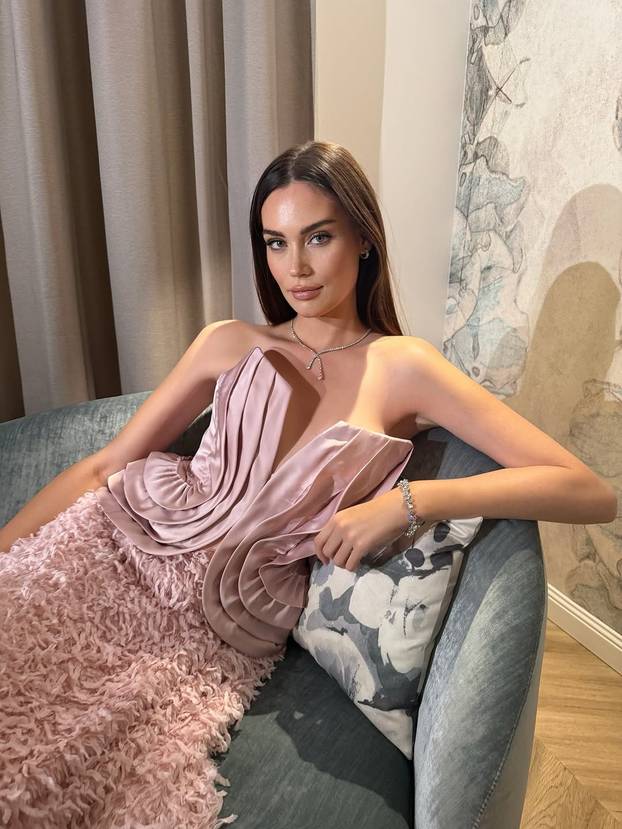 Ovo je lijepa kći (27) bavarskog premijera: Ljubi bogataša (70)? Bivši šef Googlea ima i ženu!