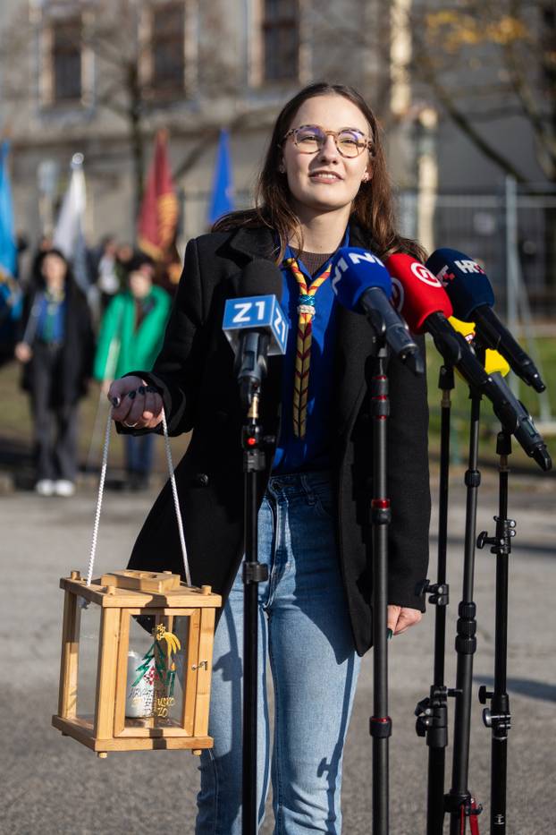 Zagreb: Predsjednik Sabora na ceremoniji donošenja Betlehemskog svjetla mira