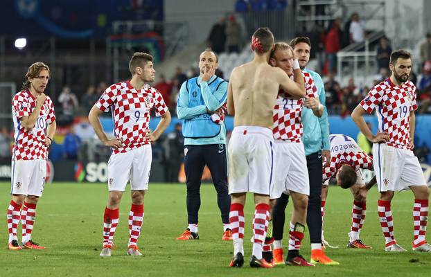 Lens: Tuga hrvatskih reprezentativaca nakon poraza od Portugala