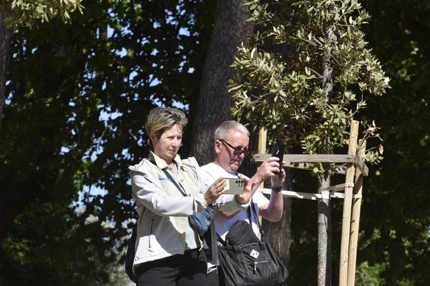 Skradin: Građani uživaju u Nacionalnom parku Krka