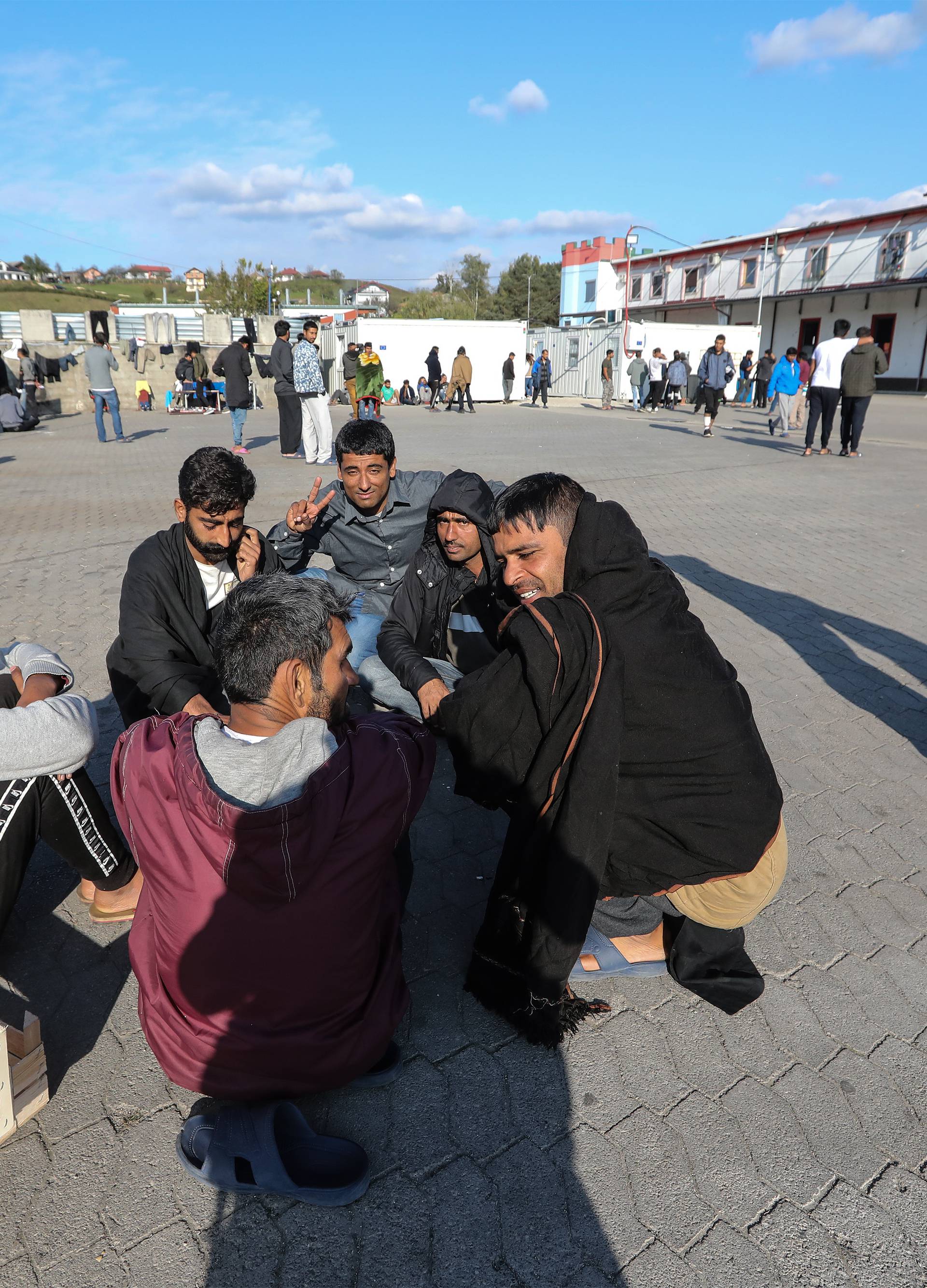 Dva migranta utopila se u rijeci Kupi, ilegalno prelazili granicu