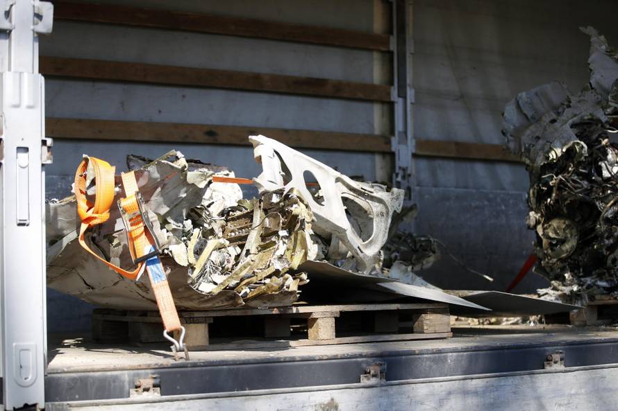 Zagreb: Na konferenciji za medije prikazani izvučeni dijelovi letjelice