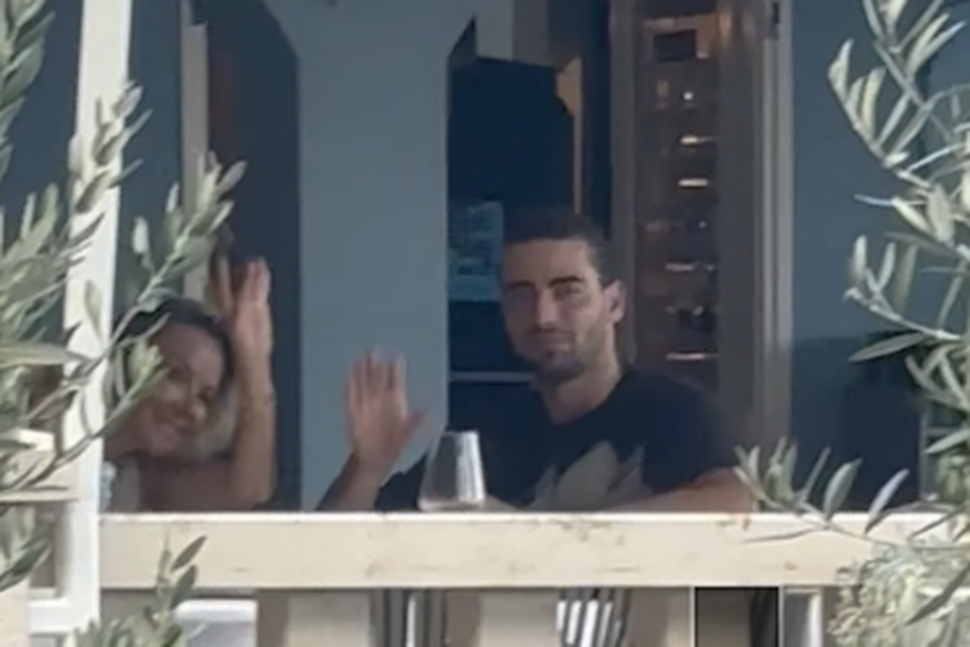 Otok Ist: Maja i Šime viđeni na večeri