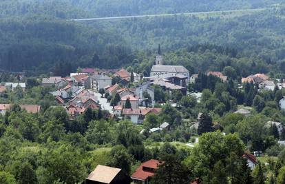 Grad Vrbovsko daje 100.000 kuna obiteljima koje kod njih kupe kuću i odluče živjeti tu...