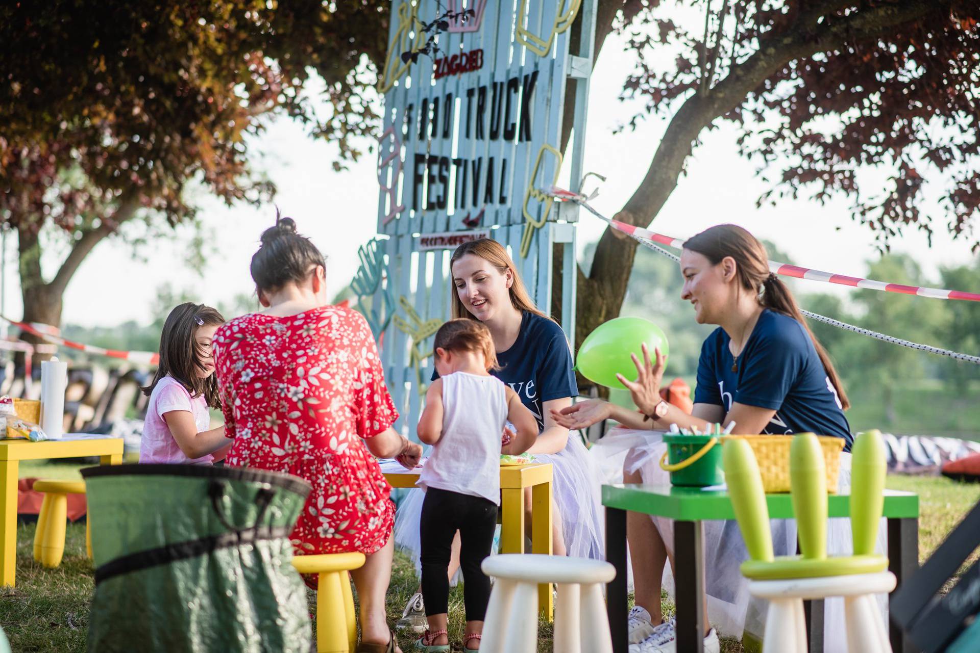 Ukrcajte se na karavanu, Food Truck Festival ponovno na Jarunu od 12.06. do 04.07.