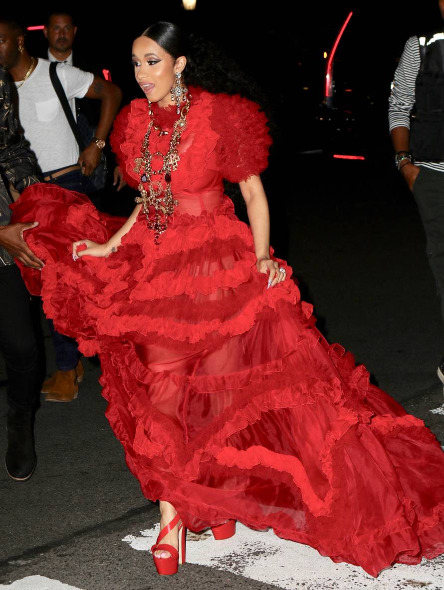 Celebrity Sightings - New York Fashion Week