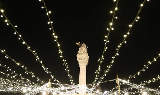 FOTO Pogledajte adventski ugo&dstrok;aj u Osijeku - Posjetitelje o&ccaron;ekuje bogat program