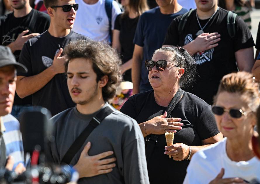 Zagreb: Održan "Prosvjed za spas hrvatske kulture, ne uvozu stranih radnika"