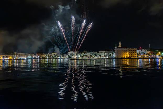 Split: Vatromet povodom proslave Sv Dujma, zaštitnika grada Splita