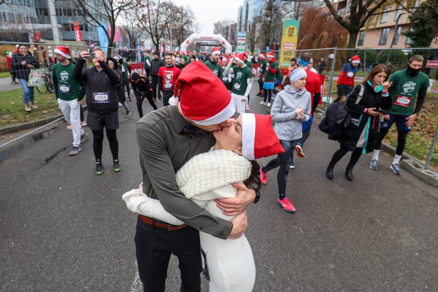 Humanitarna utrka Zagreb Advent Run
