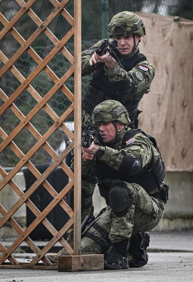Zagreb: Dan otvorenih vrata Počasno-zaštitne bojne