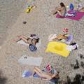Španjolska će zabraniti pušenje na plaži: 'To je katastrofa, opušak je svaka 2 centimetra'