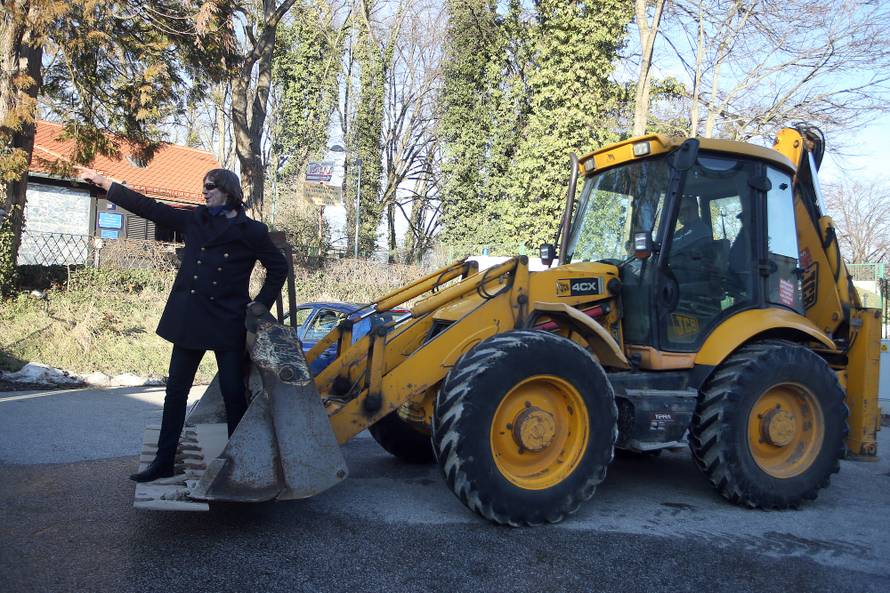 Gobac kao Bandić na Bageru: 'Jabuku ću srušiti pjesmom'