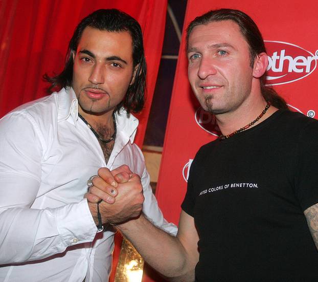 ARHIVA - Proslava pobjede Hamdije Šeferovića u reality show-u Big Brother 2005. godine