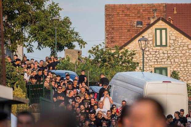 Atmosfera u Imotskom uoči koncerta Marka Perkovića Thomsona