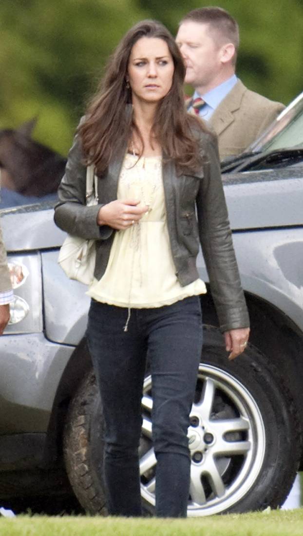 Reading: 09.01.1982. ro?ena britanska princeza Kate 