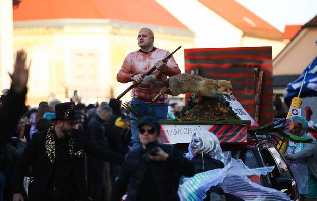 Samobor: Povorka mjesnih odbora i alegorijskih kola na Fašniku