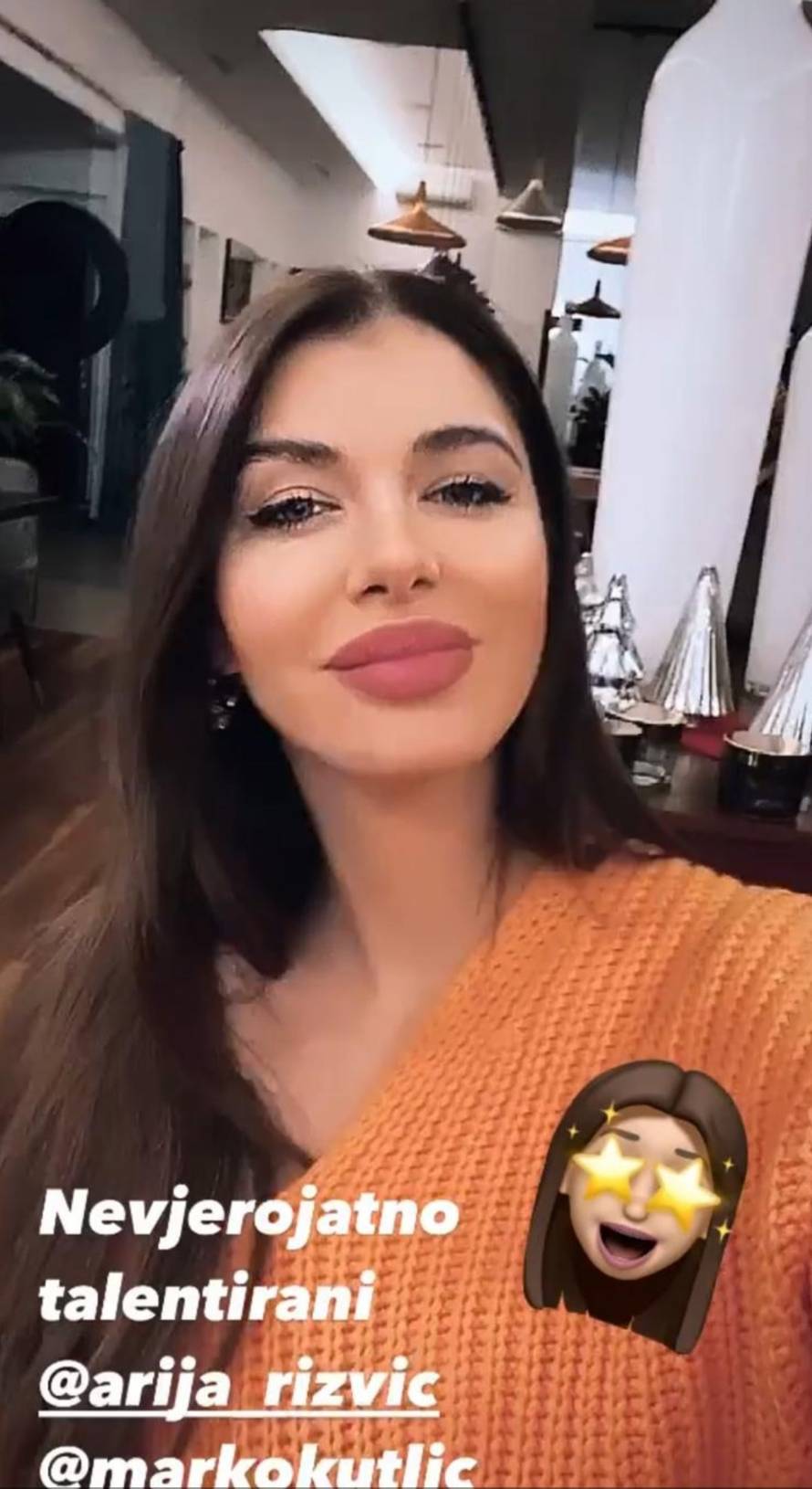 Potvrdili vezu? Iva Šarić i Bruno Petković zajedno su tulumarili