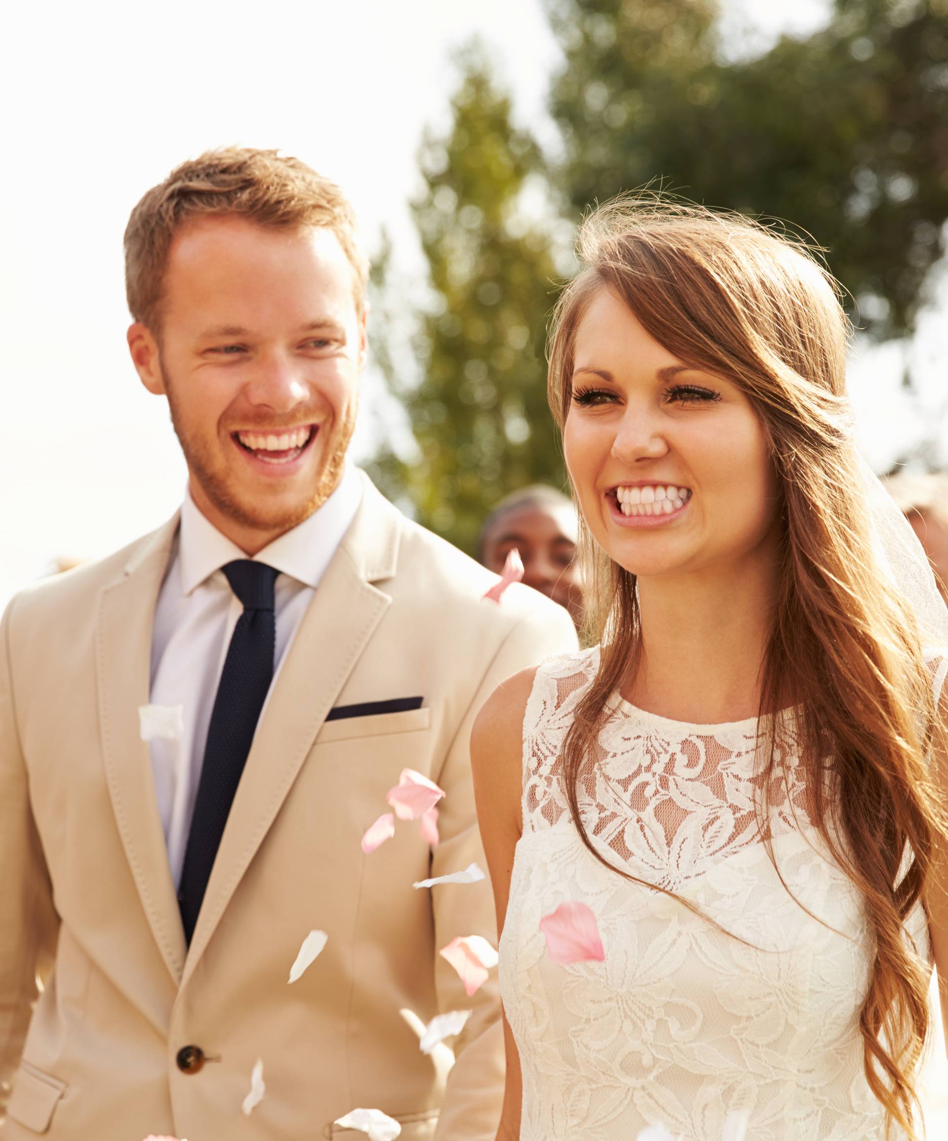 Najveće greške kod odijevanja za vjenčanje - nije samo bijela