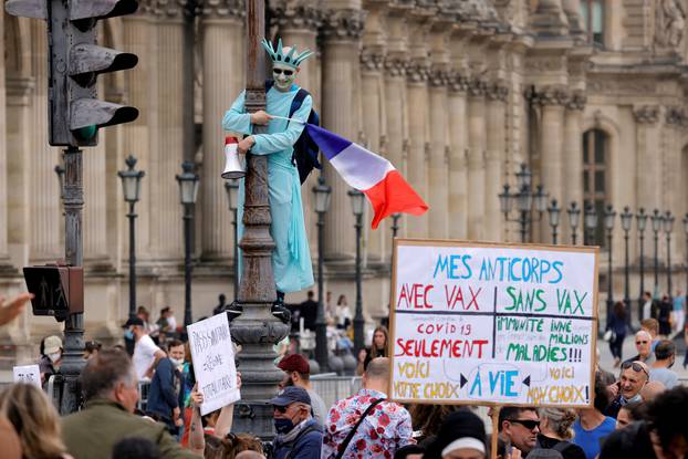 Protest against the new COVID-19 measures, in Paris