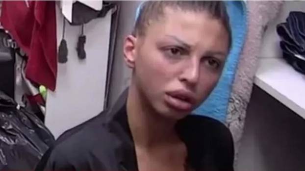 Starleta na Lazićevom nastupu. Ovo je ona prije operacija: 'Tata je uložio  u mene. Nije štedio'