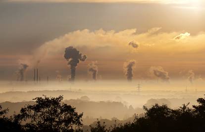 Globalne emisije CO2 ove godine rastu manje od 1%