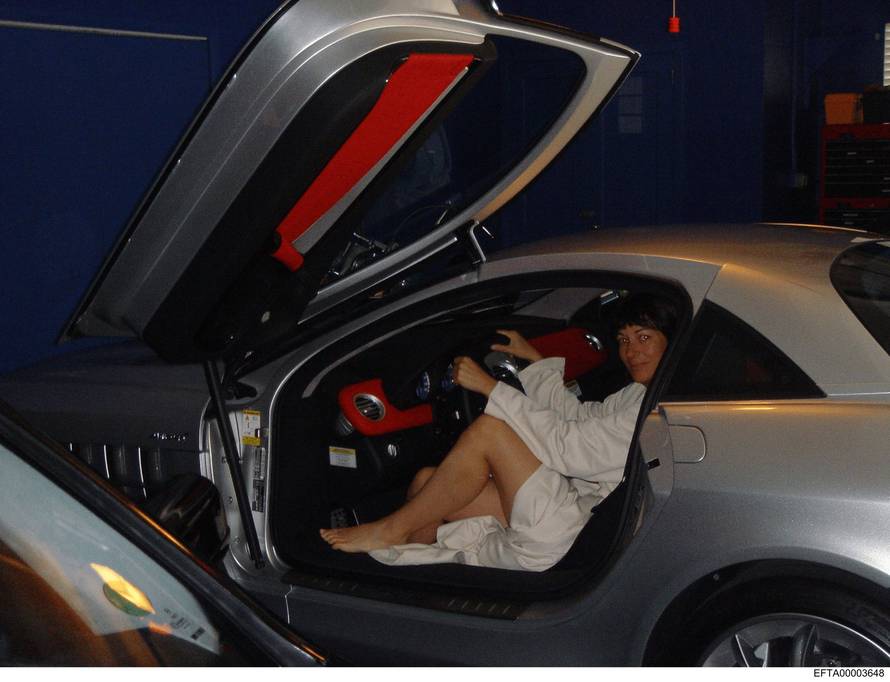 Ruskinje, privatni letovi, party na otoku: Ovako je Epstein gradio svoju mrežu sa slavnima