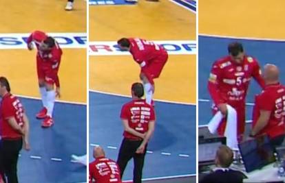 VIDEO Trenutak kad je Hrvatska 'zanijemila'. Duvnjak se uhvatio za list i ubrzo napustio dvoranu