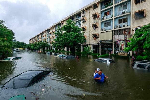 Heavy rain in Bangkok