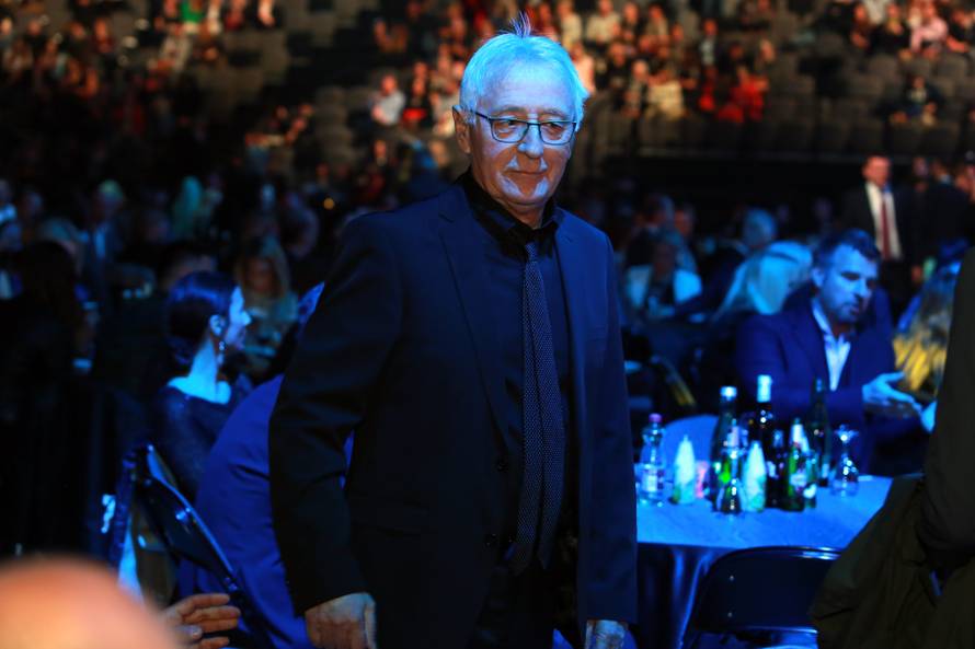 'Mater i otac su radili, a Aljoša i ja smo doma sami kuvali...'