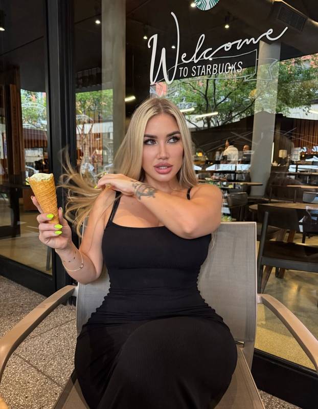 FOTO Mlada mama pokazala sve: Pogledajte zašto je Alina hit na društvenim mrežama...