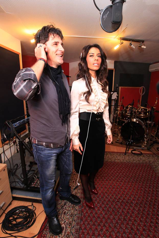 Zagreb: Dolores Lambaša postaje pjeva?ica, snima duet s Leom