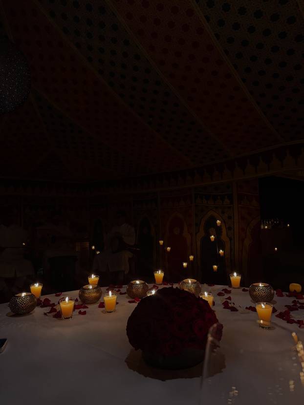 Realov tinejdžer nije dobio ni minutu. Slavio godišnjicu braka u pustinji s pet godina starijom