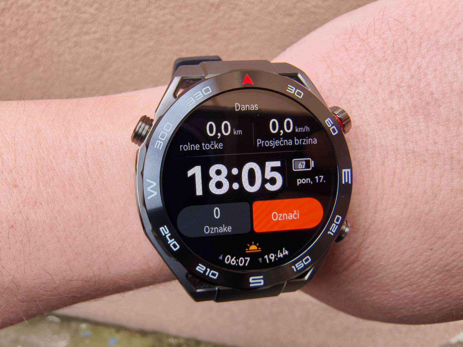 Isprobali smo Huawei Watch Ultimate, pametni sat koji želi  ići na ekstremne avanture