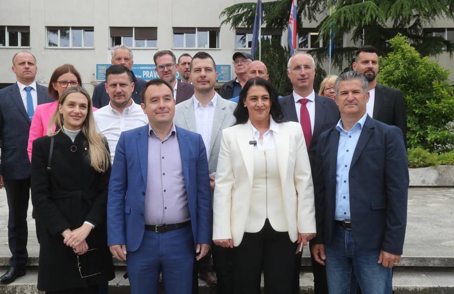 Split: Ivana Ninčević Lesandrić održala je  konferenciju za medije 