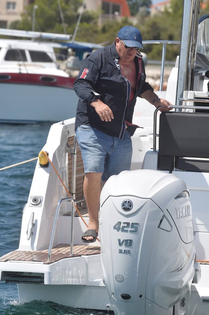 Željko Kerum uživa na svom brodu u Rogoznici