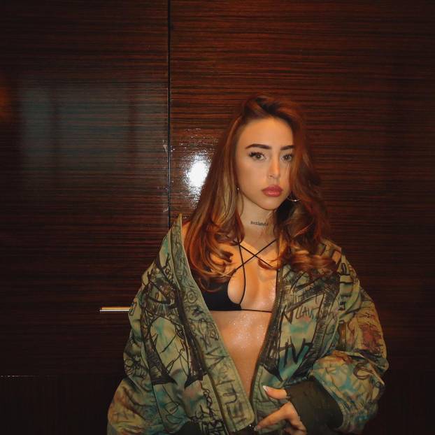 FOTO Argentinska pjevačica je ostavila Yamala zbog realovca?!