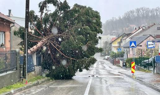 FOTO DHMZ: Ovakvi udari vjetra  u Zagrebu doga&dstrok;aju se jednom u stotinu godina