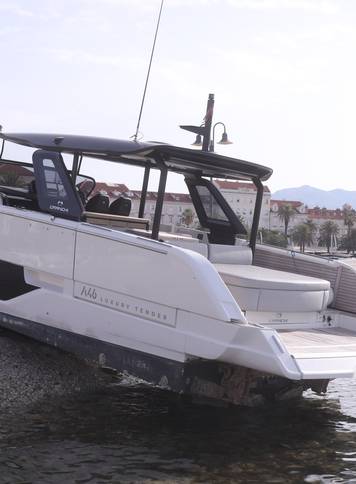 Split: Pomorska nesreća na Matejuški, gliser se nasukao u punoj brzini