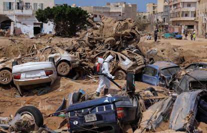 U Libiji poginulo pet spasitelja iz Grčke, EU šalje paket pomoći