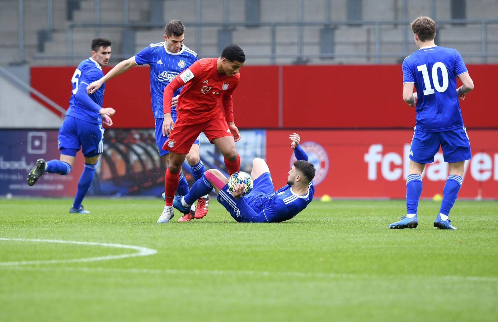 Bayern i Dinamo sastali se u osmini finala Lige prvaka mladih